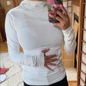 Athleta Running Long Sleeve Hooded & Ribbed Pullover-NEW BUT NO TAGS, Sz Lrg